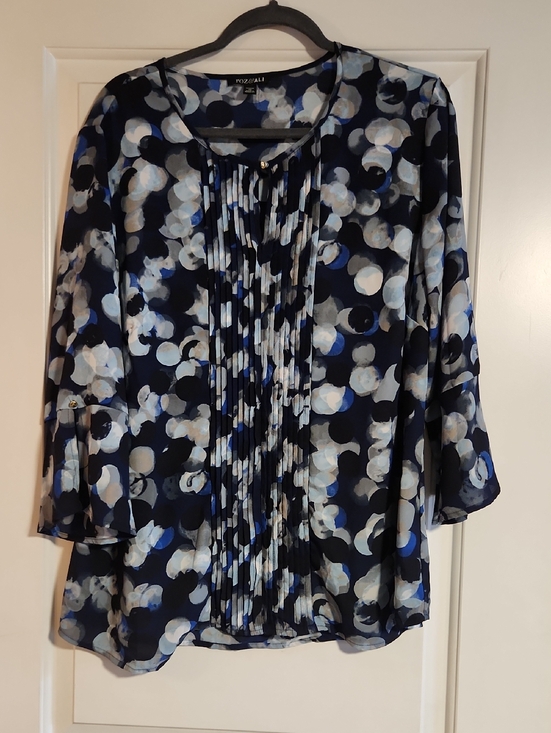 Roz & Ali Tops - Roz & Ali Navy and Light Blue Pleated Front Blouse